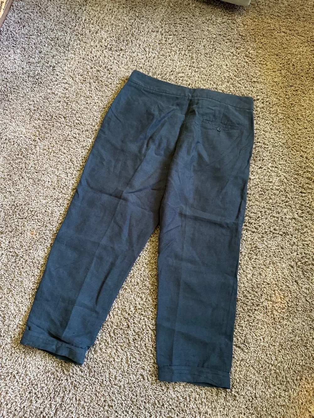 Wilfred Dusty Blue Linen Crop Capri Pants with Adjustable Ribbon Front Aritzia